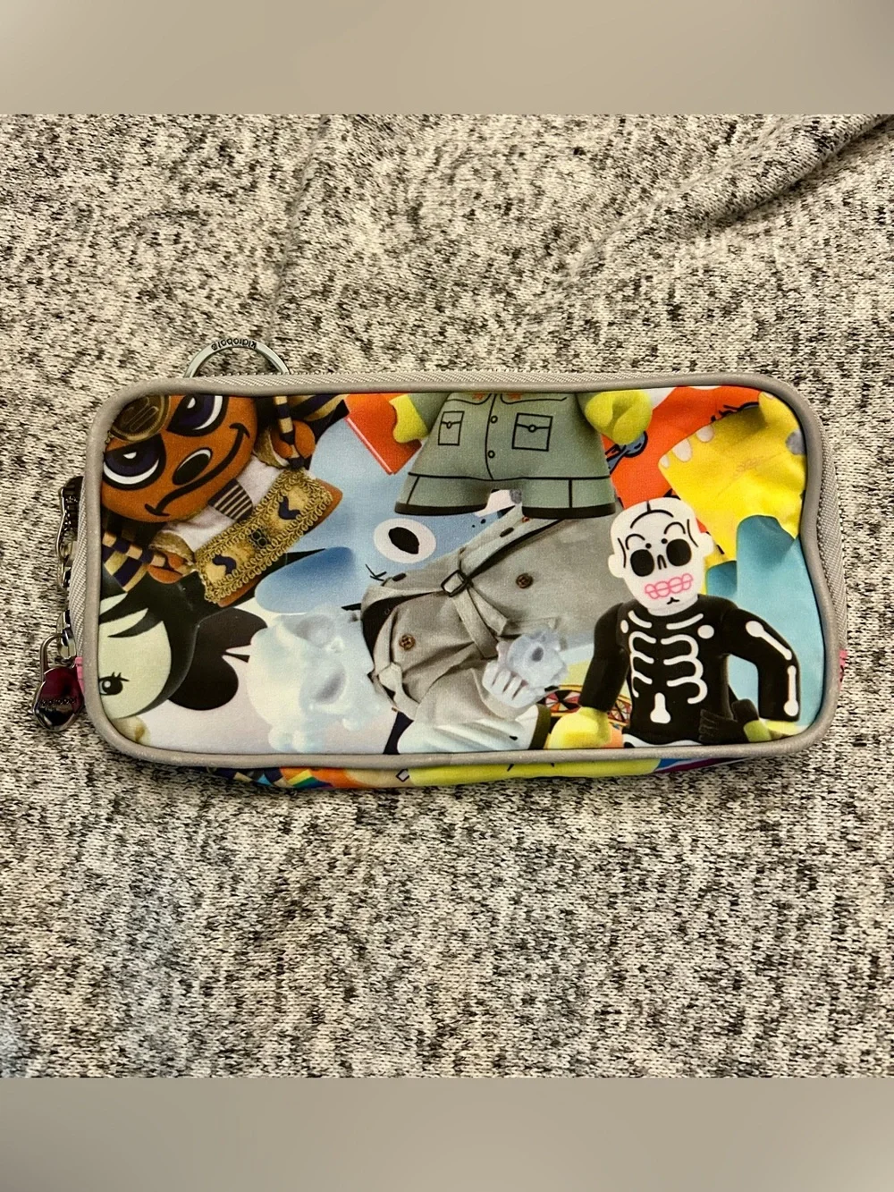 VINTAGE RARE Kidrobot Wallet Multicolored Pile Up Print Robot Y2K Zip Pockets
